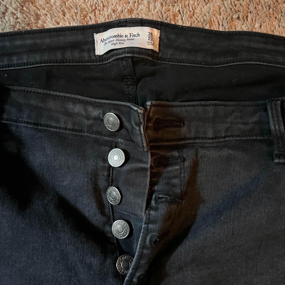Abercrombie and Fitch high rise skinny